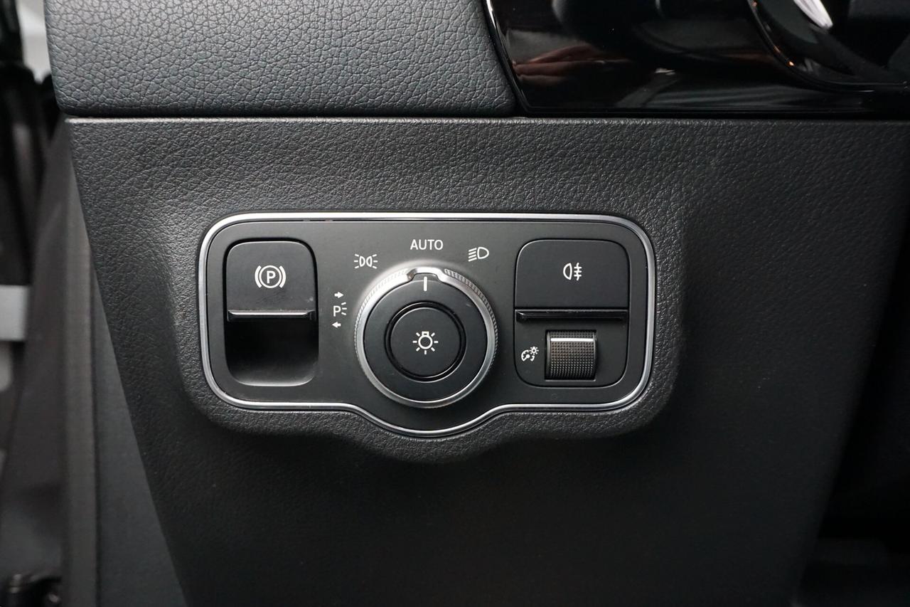 Mercedes-benz B 180 d Automatic Premium AMG Line