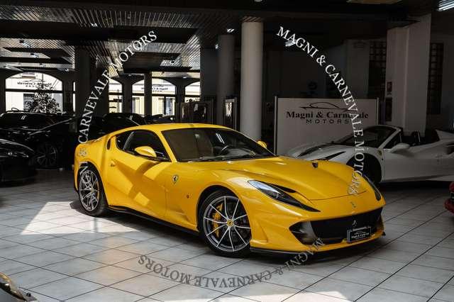 Ferrari 812 SUPERFAST|GIALLO TRIPLOSTRATO|LIFT SYS|CARBON+LEDS