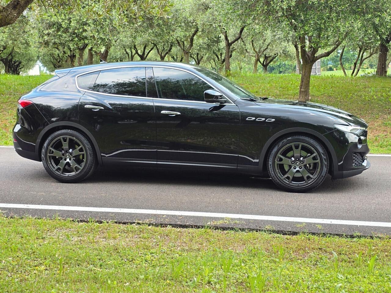 Maserati Levante V6 AWD 350 CV BENZINA - 2021