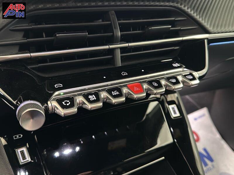 Peugeot 208 GT Hybrid 136 e-DCS6 auto
