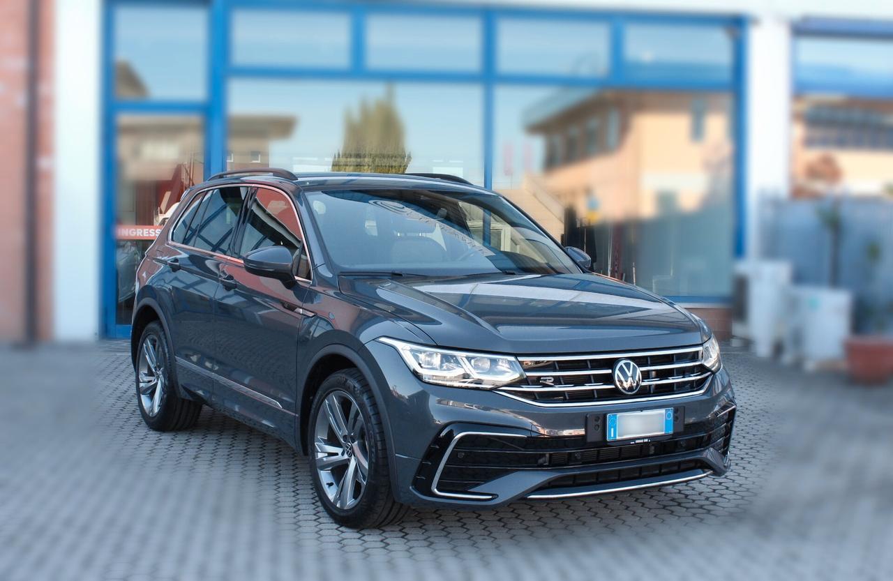 Volkswagen Tiguan 2.0 TDI 150 CV SCR DSG R-Line