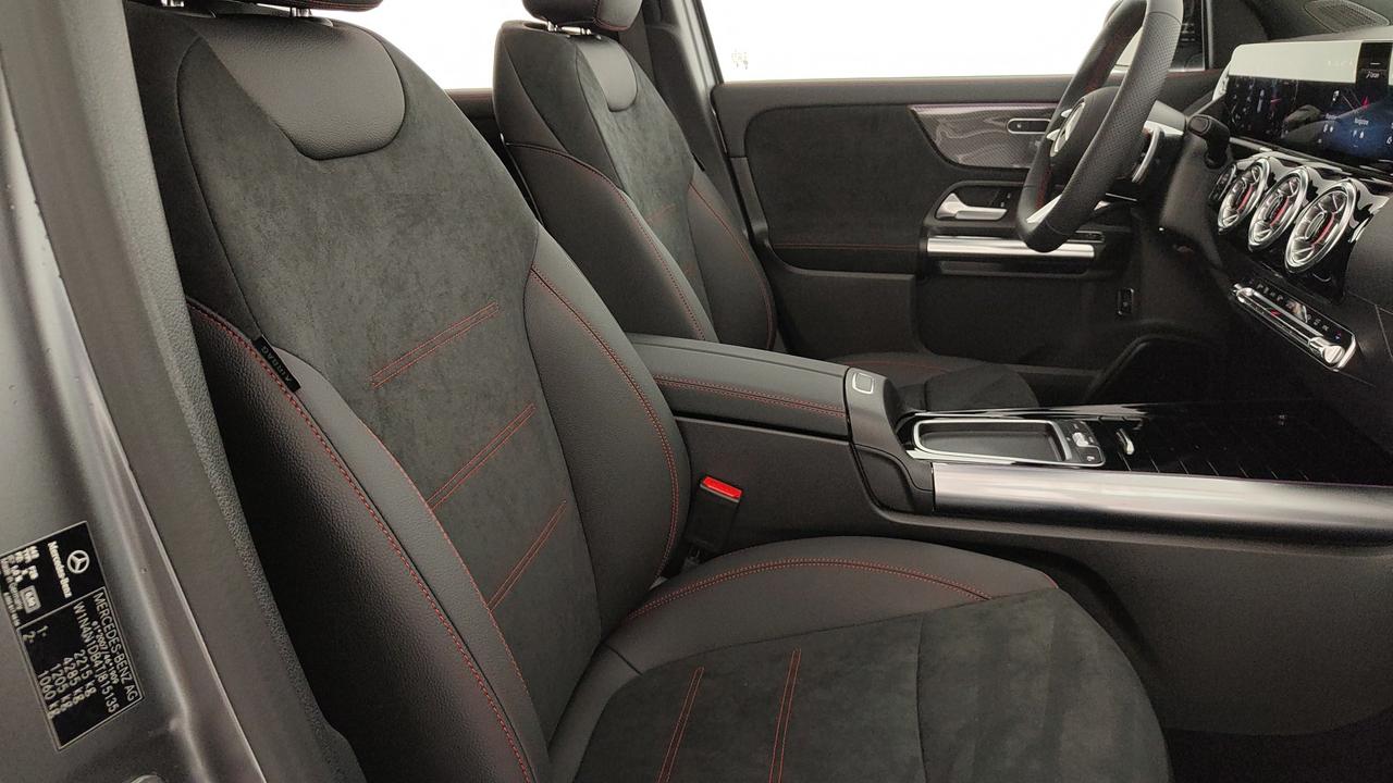 Mercedes-Benz GLA 200 d Automatic 4MATIC