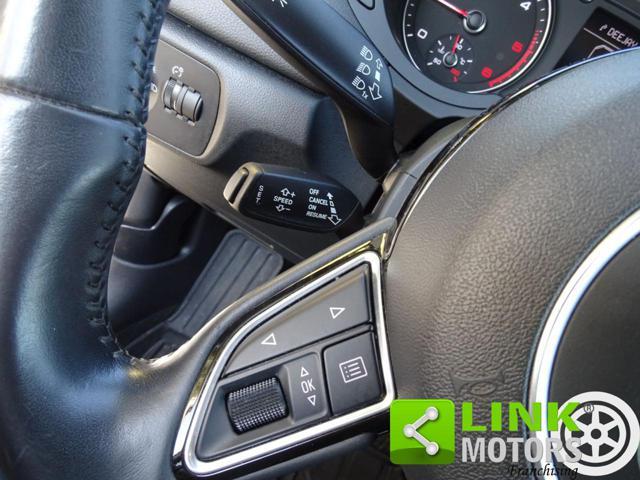AUDI Q3 2.0 TDI 120 CV Business pacchetto SPORT *UNIPRO*