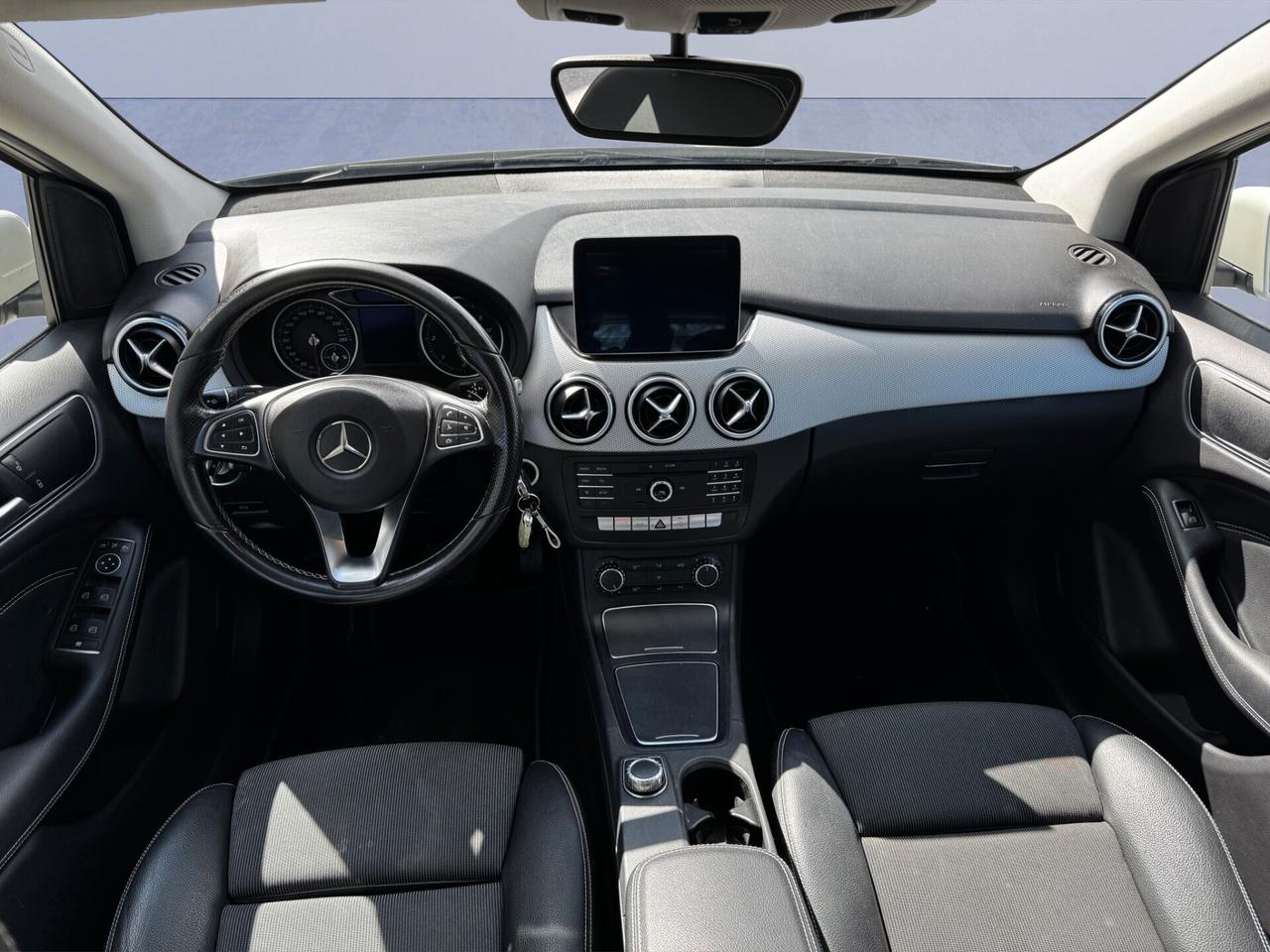 Mercedes-benz B 180 B 180 d Sport NEXT