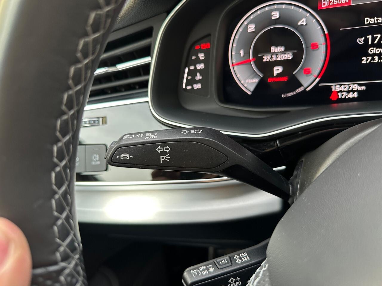 Audi Q8 50 TDI 286cv Quattro S-Line - 2022