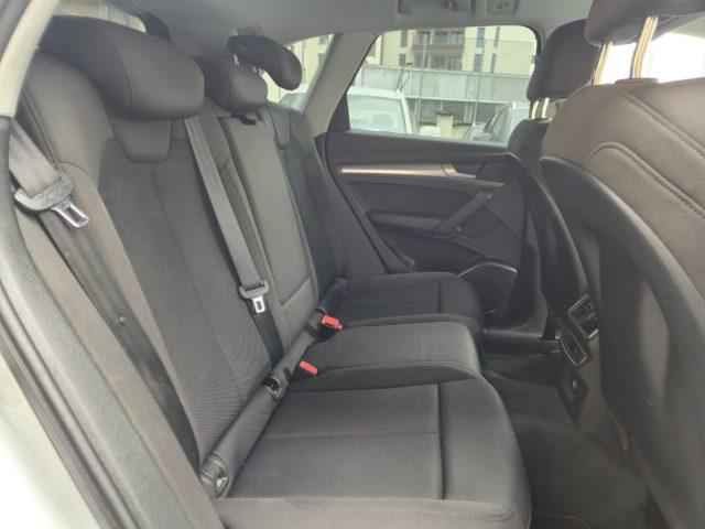 AUDI Q5 40 TDI quattro S tronic Business Sport