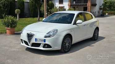 ALFA ROMEO GIULIETTA TENUTA MOLTO BENE