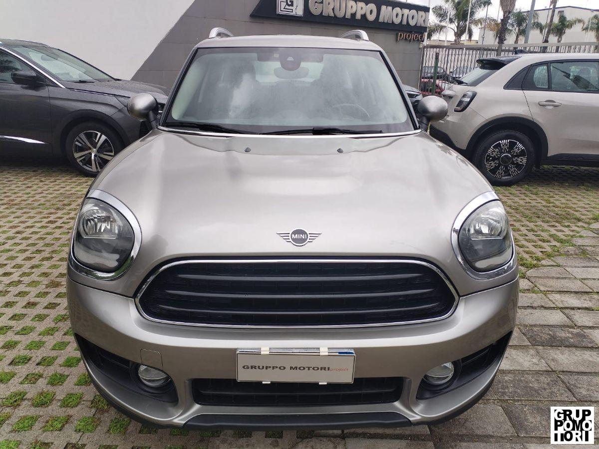 MINI - Countryman D Mini Cooper D Hype Aut.