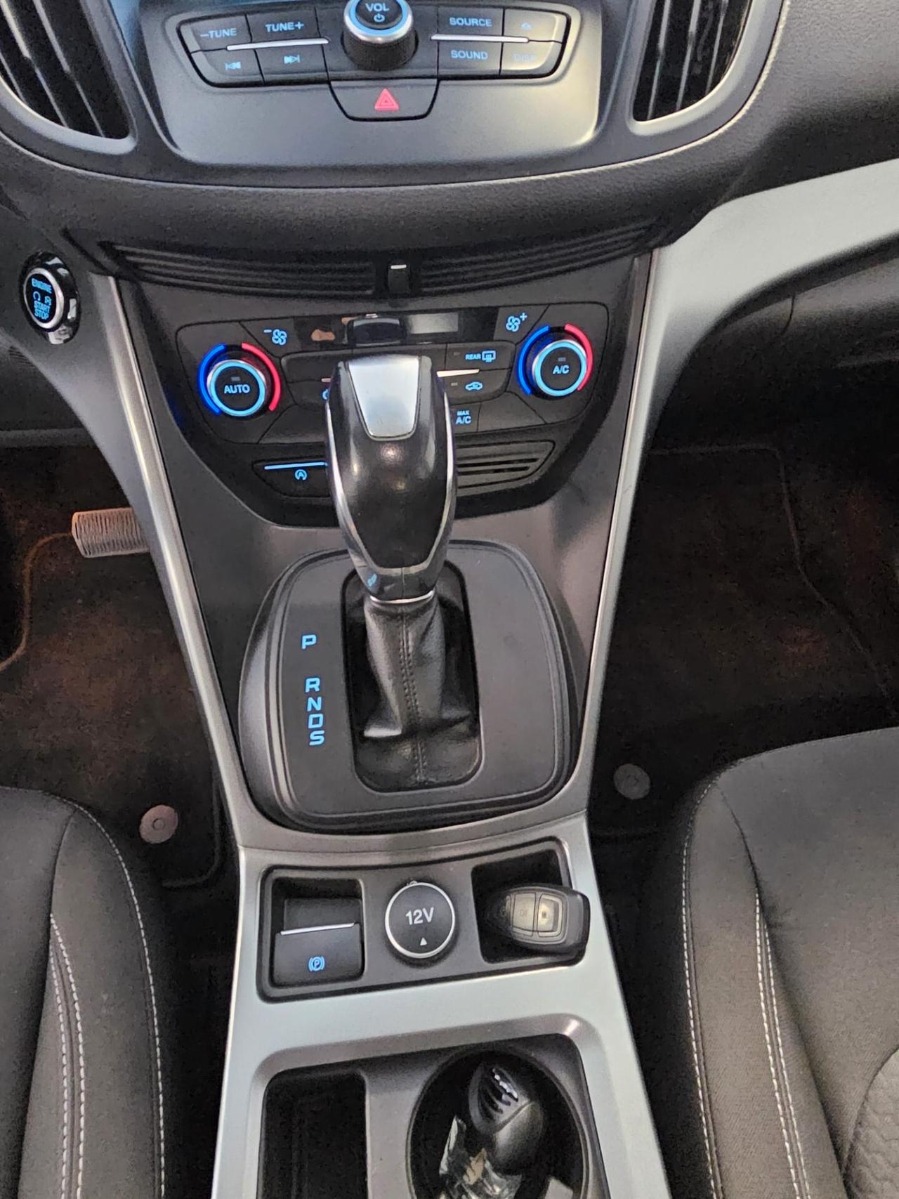 Ford Kuga 2.0 TDCI 120 CV S&S 2WD Powershift Titanium