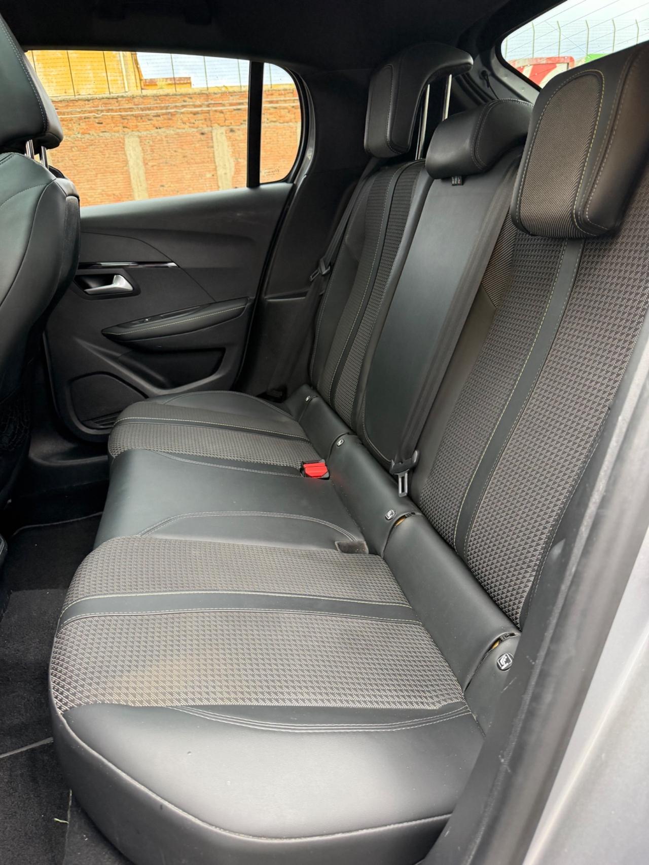 Peugeot 208 BlueHDi 100 Stop&Start 5 porte GT Line