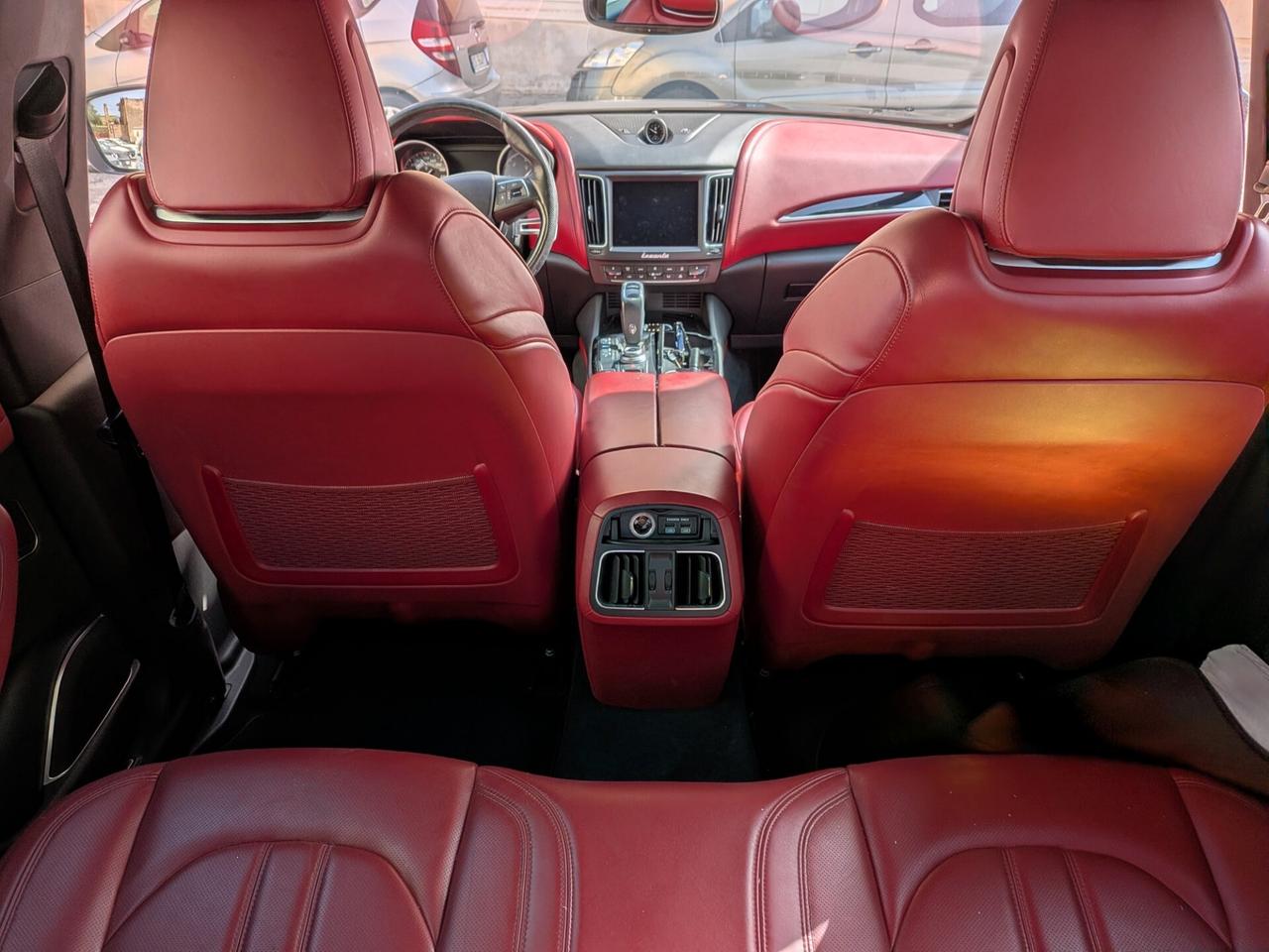 Maserati Levante V6 250cv Diesel AWD Gransport