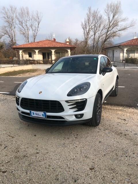 Porsche Macan 2.0