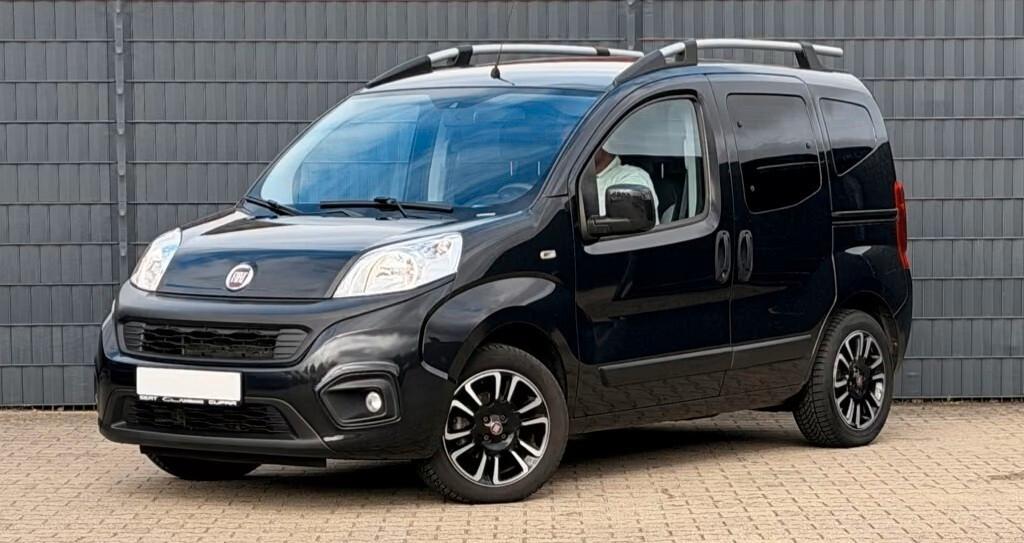 Fiat Qubo 1.4 8V 77 CV Lounge Gancio Traino Unico Proprietario