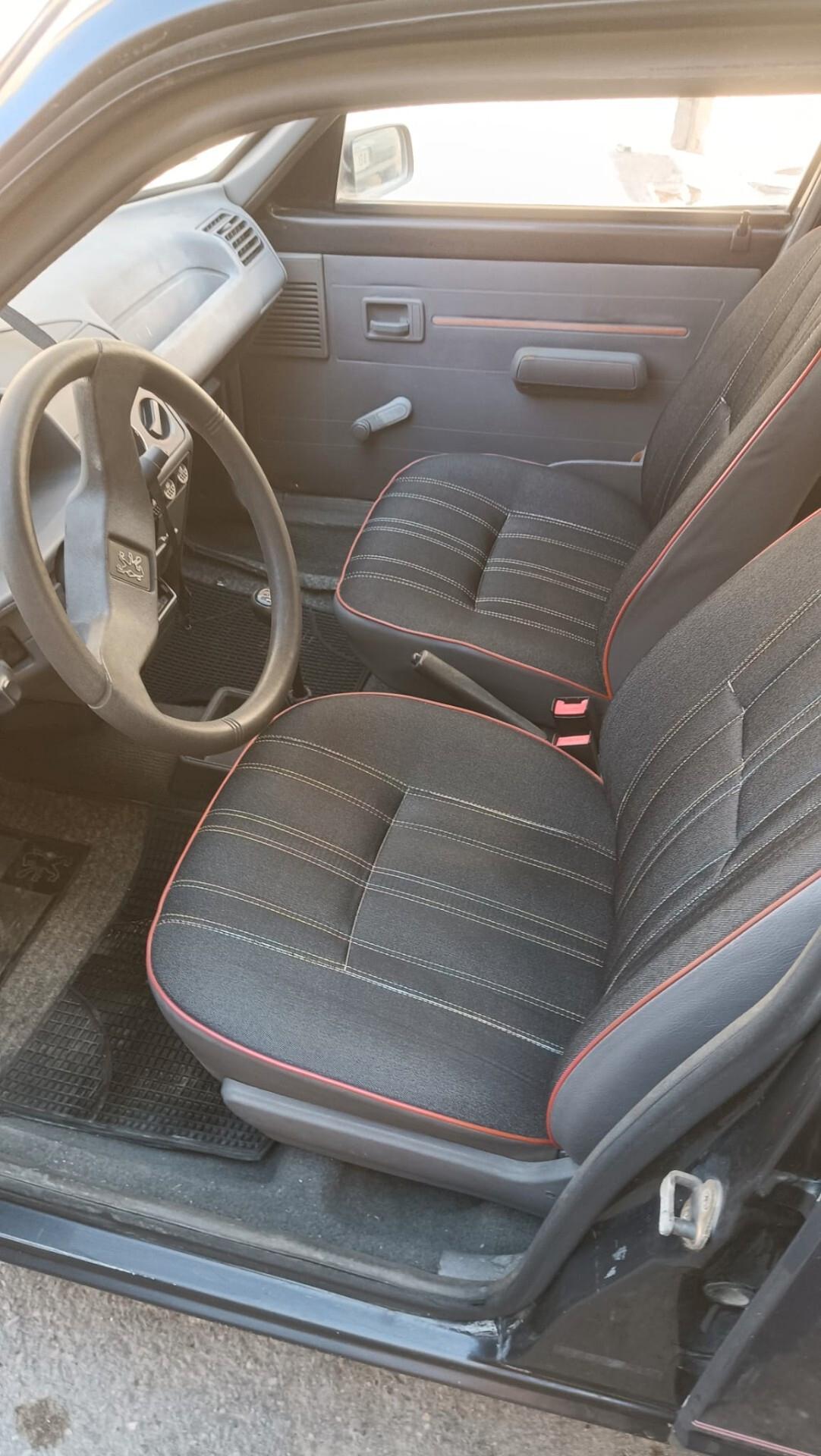 Peugeot 205 954 5 porte Look