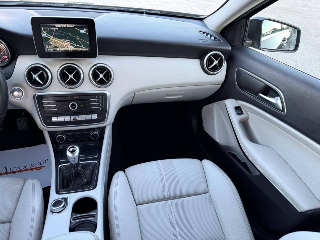 MERCEDES Classe A180 d Sport - Led Navi 17