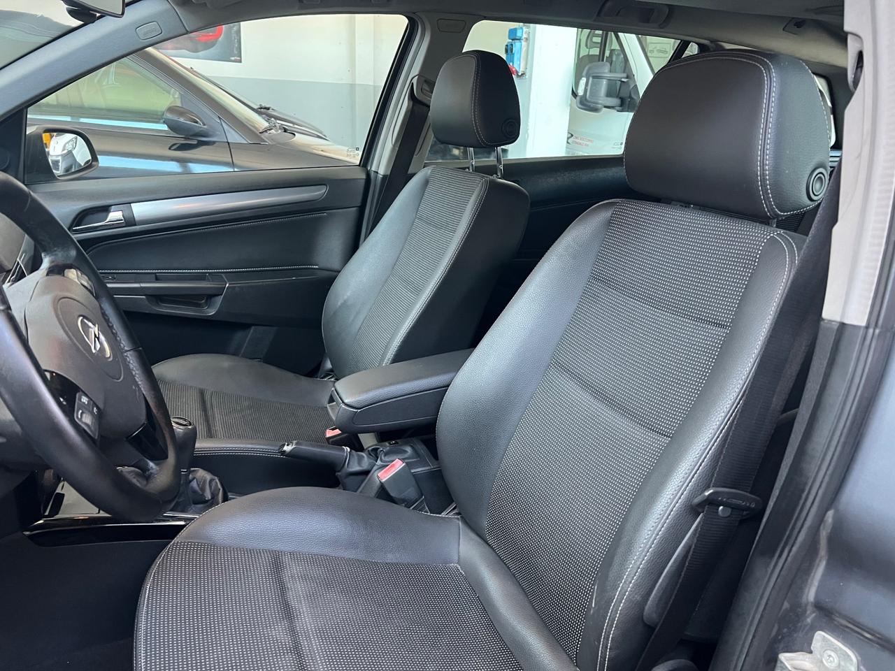 Opel Astra 1.7 CDTI 101 CV Station Wagon Cosmo