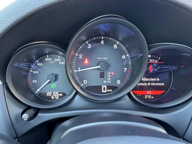 PORSCHE Macan TETTO PANORAMA CERCHI 21 FULL 2.0 265 CV