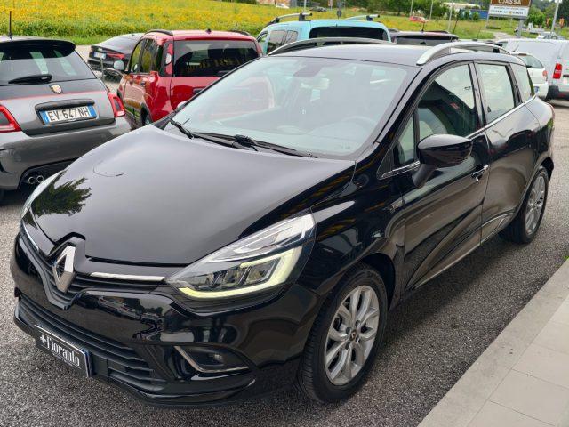 RENAULT Clio Sporter TCe 12V 75 CV Moschino Zen