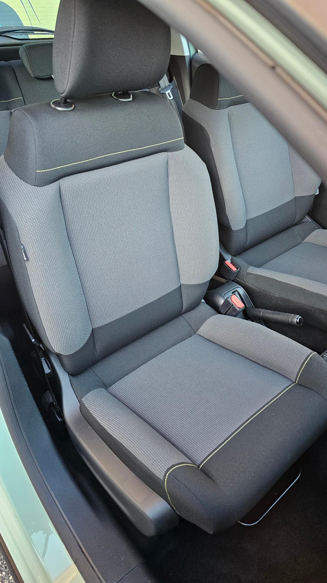 Citroen C3 PureTech 82 S&S GRAPHIC UNIPRO' CINTA SOSTITUITA ANDROID