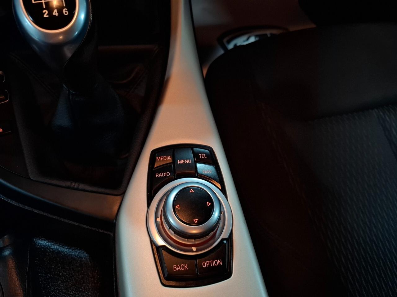 Bmw 116i benzina NEOPATENTATO