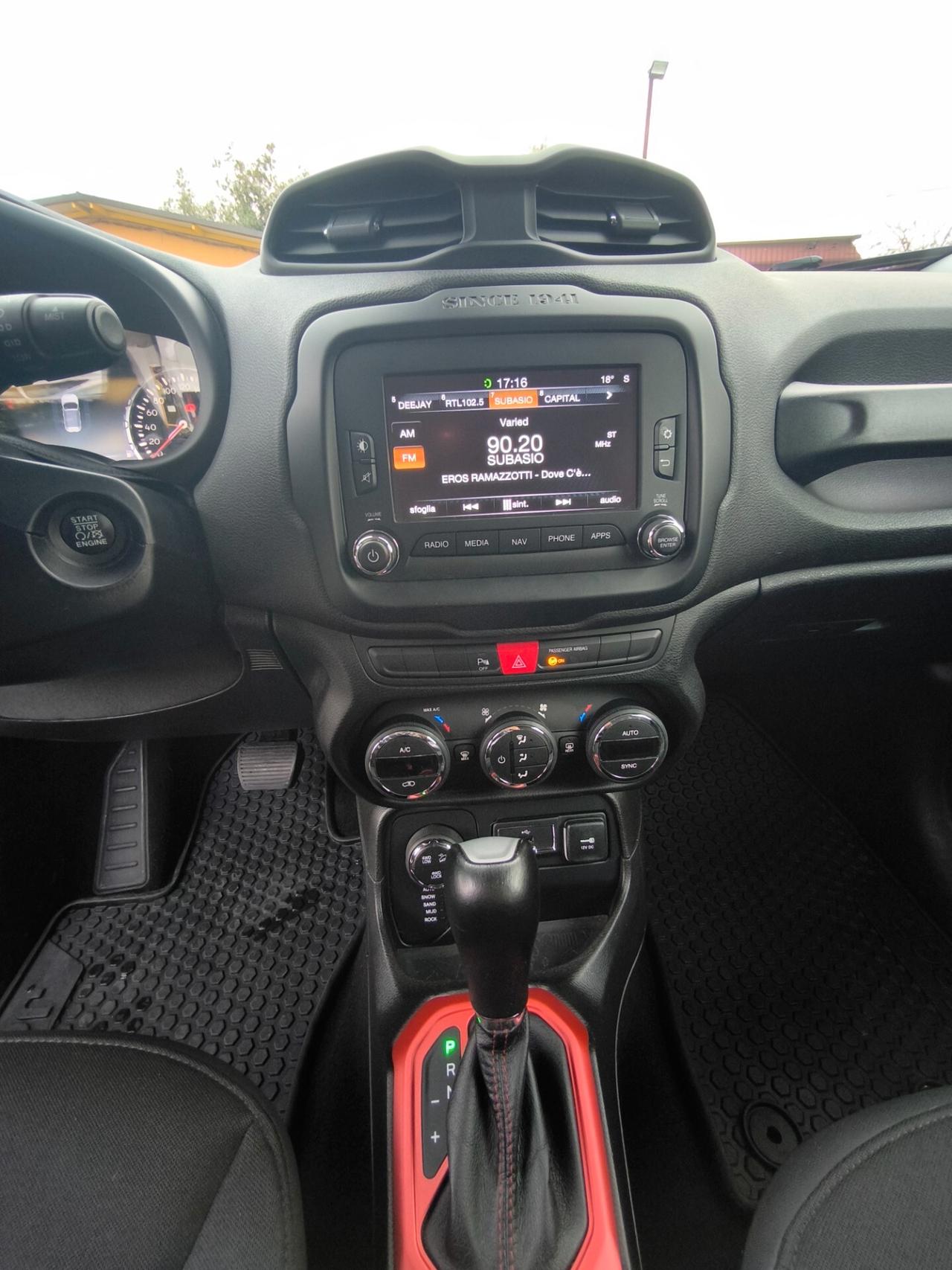 Jeep Renegade 2.0 Mjt 170CV 4WD Active Drive Low Trailhawk