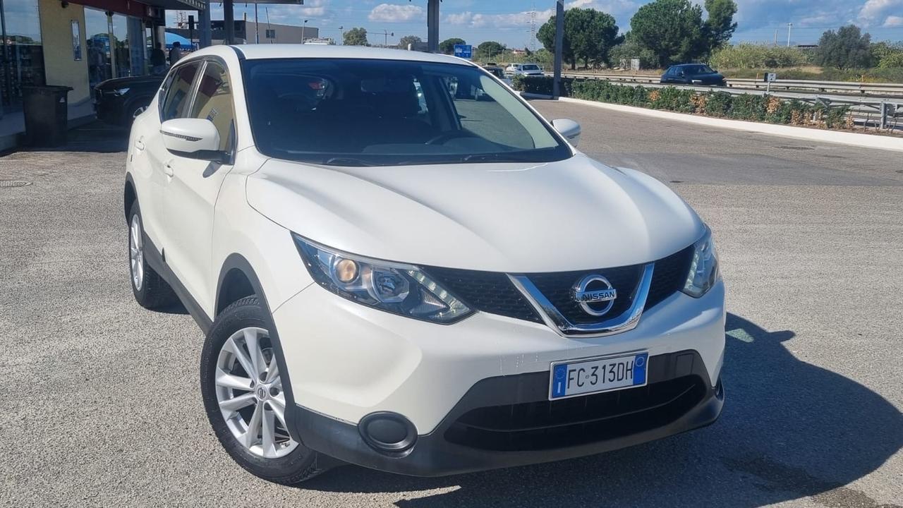Nissan Qashqai 1.5 dCi Visia