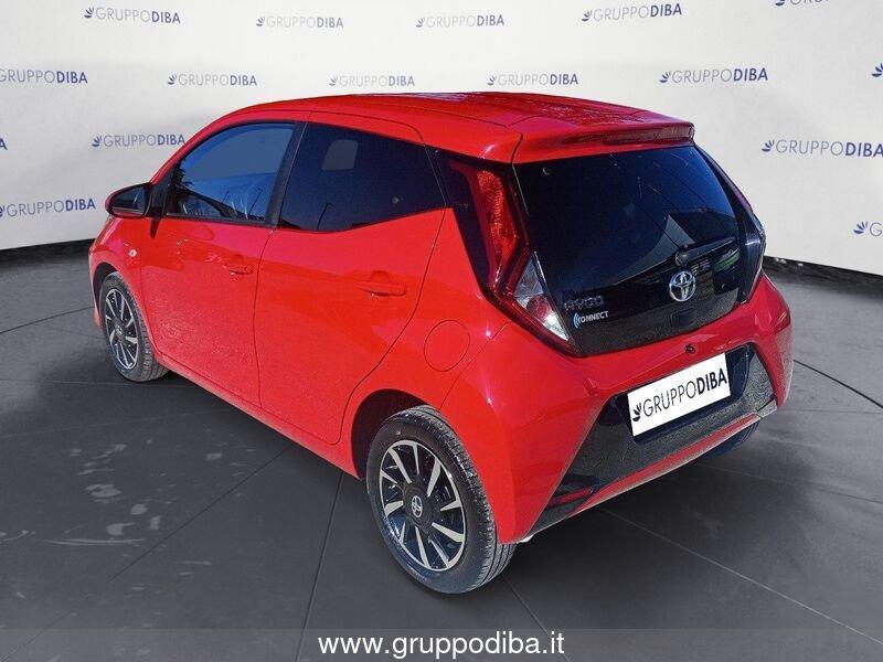 Toyota Aygo II 2018 5p 5p 1.0 x-wave grey m-mt 72cv