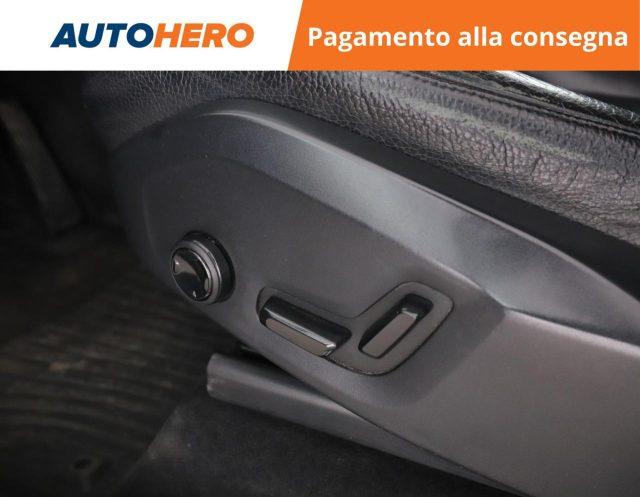 VOLVO XC90 D5 AWD Geartronic 7 posti Momentum