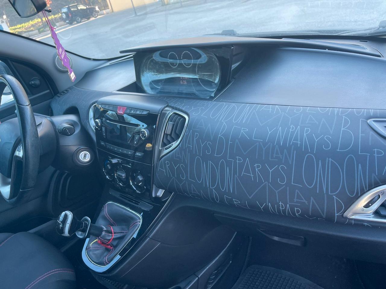 Lancia Ypsilon 1.2 69 CV 5 porte GPL Ecochic Elefantino