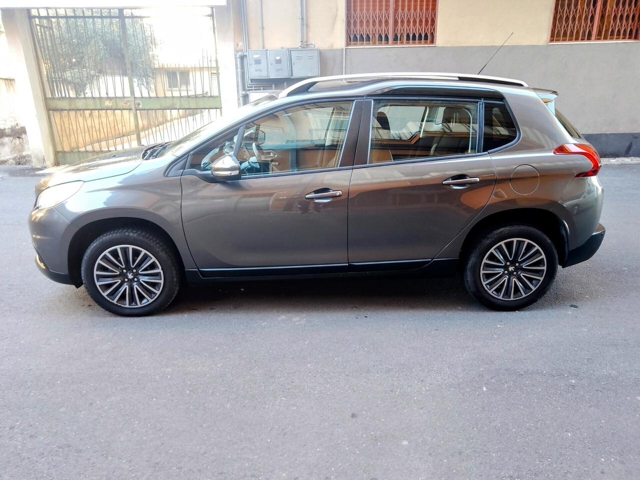 Peugeot 2008 BlueHDi 100 Allure