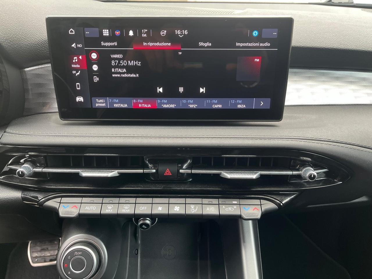 Alfa Romeo tonale 1.5 hybrid-160 cv/tct7-tributo italiano-2023