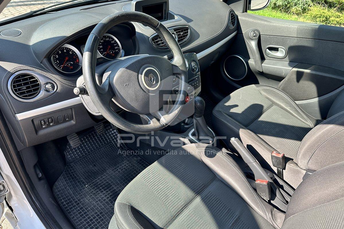 RENAULT Clio 1.2 16V 5 porte Dynamique