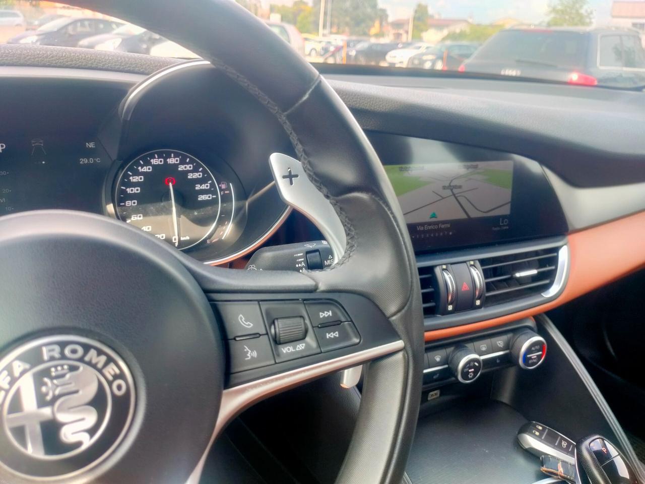 Alfa Romeo Giulia 2.2 Turbodiesel 210 CV AT8 AWD Q4 Veloce