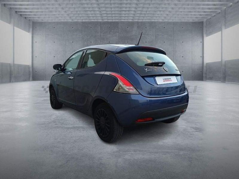 Lancia Ypsilon III 2021 1.0 firefly hybrid Silver s&s 70cv 5p.ti