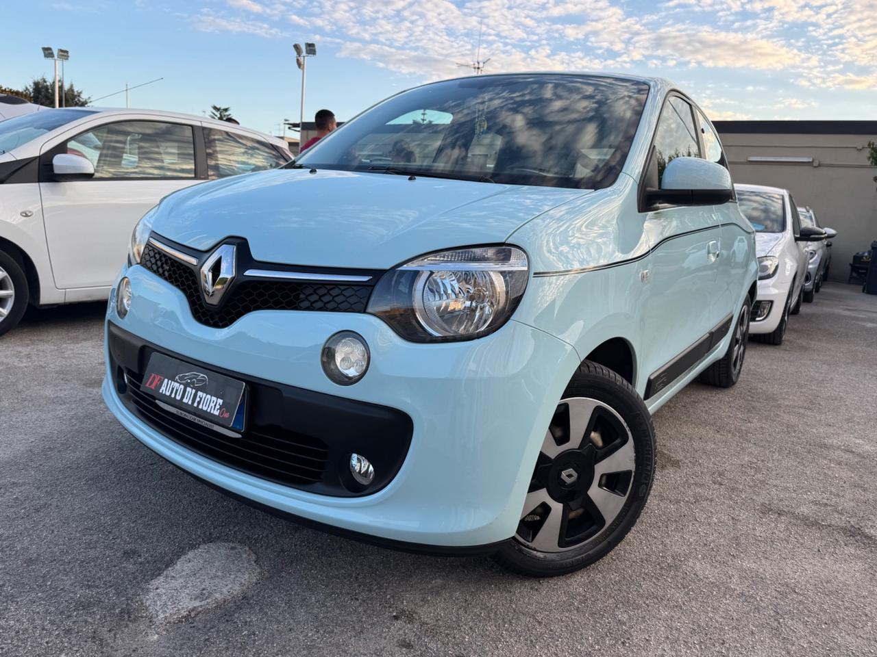 Renault Twingo 1.0 SCe 69CV Lovely NAVI RETROCAMERA