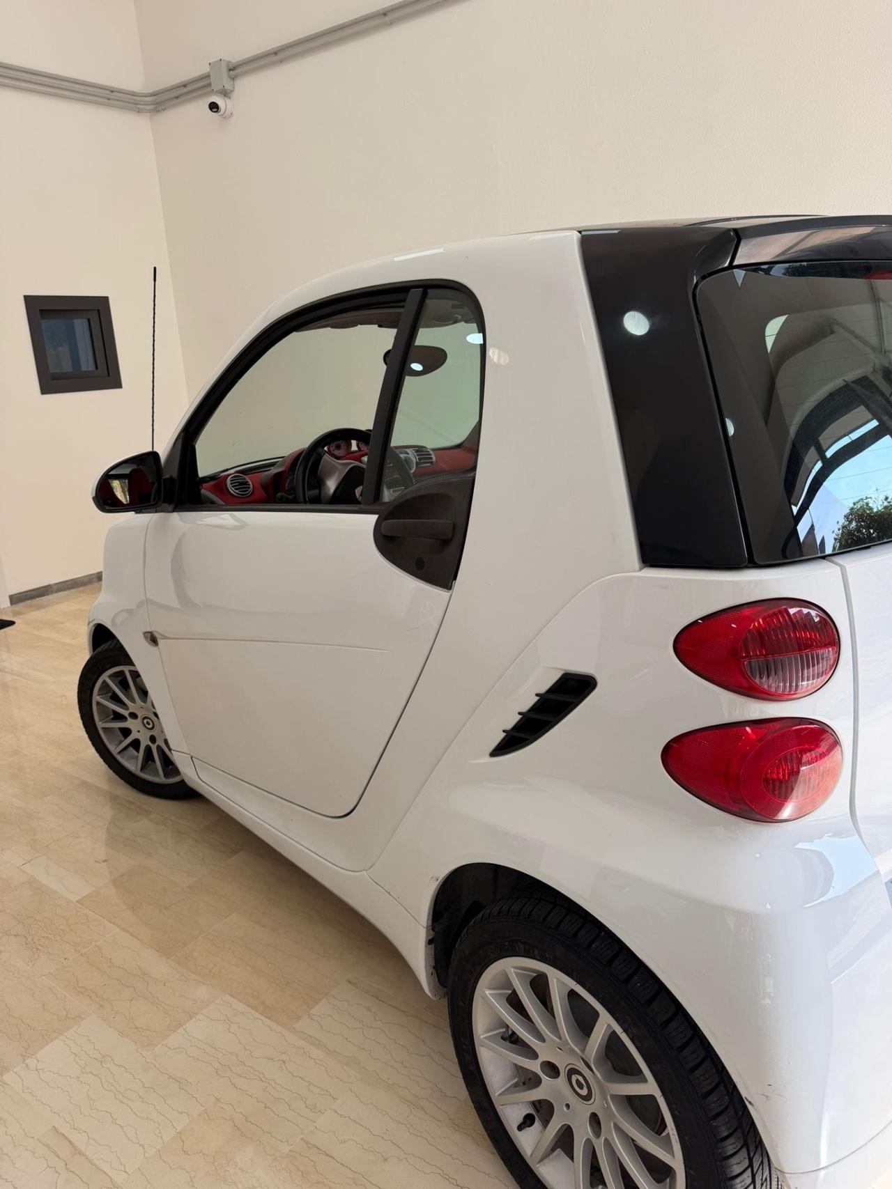 Smart ForTwo 1000 52 kW coupé passion
