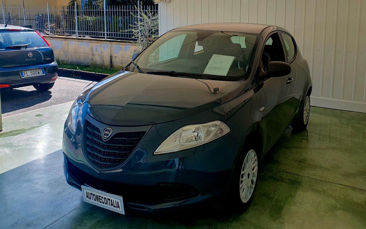 Lancia Ypsilon 1.2 BENZ. - 2014 - KM. 131.000 - NEOPATENTATI