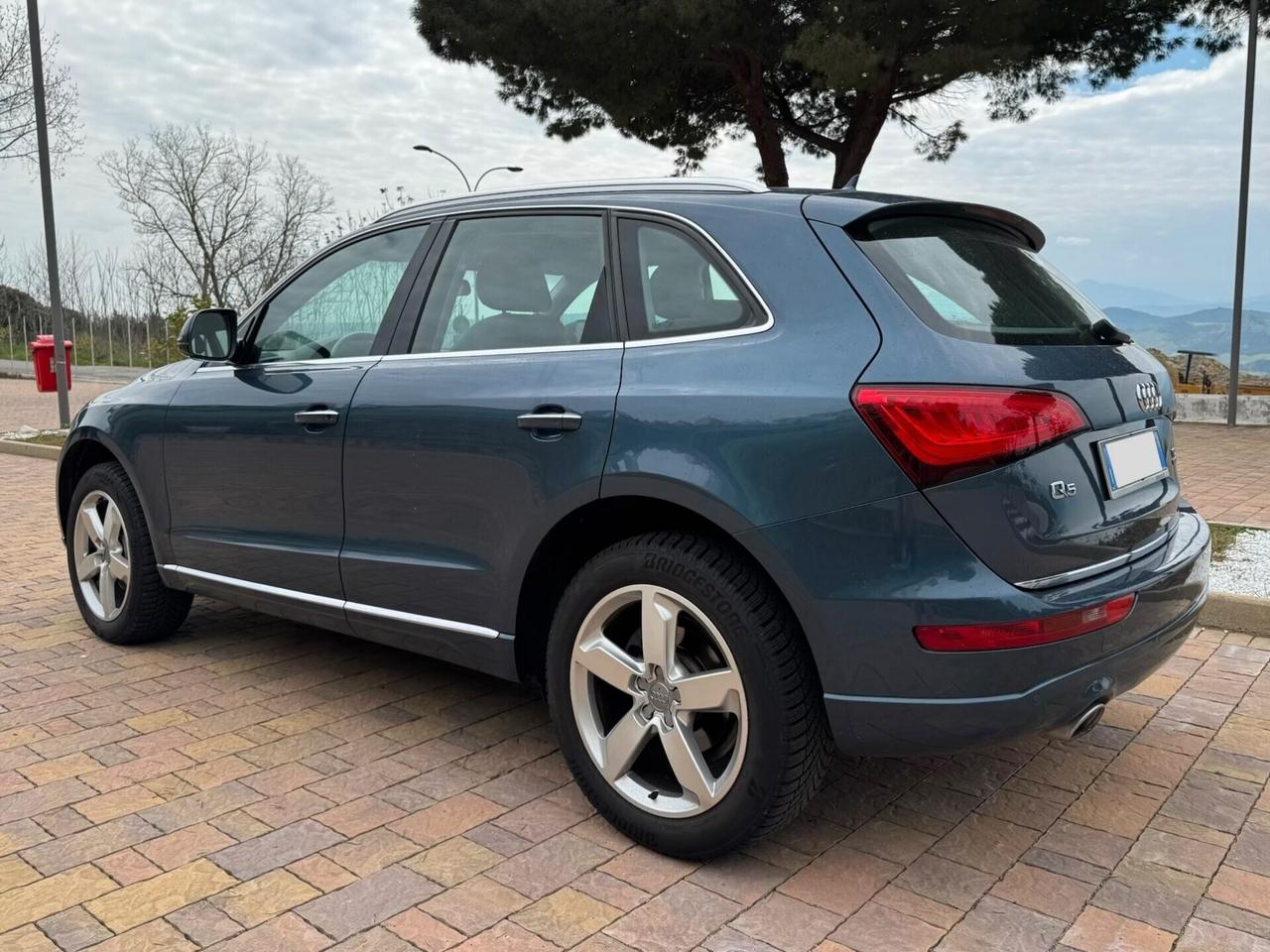 Audi Q5 2.0 TDI 177 CV quattro PELLE-TETTO-NAVI