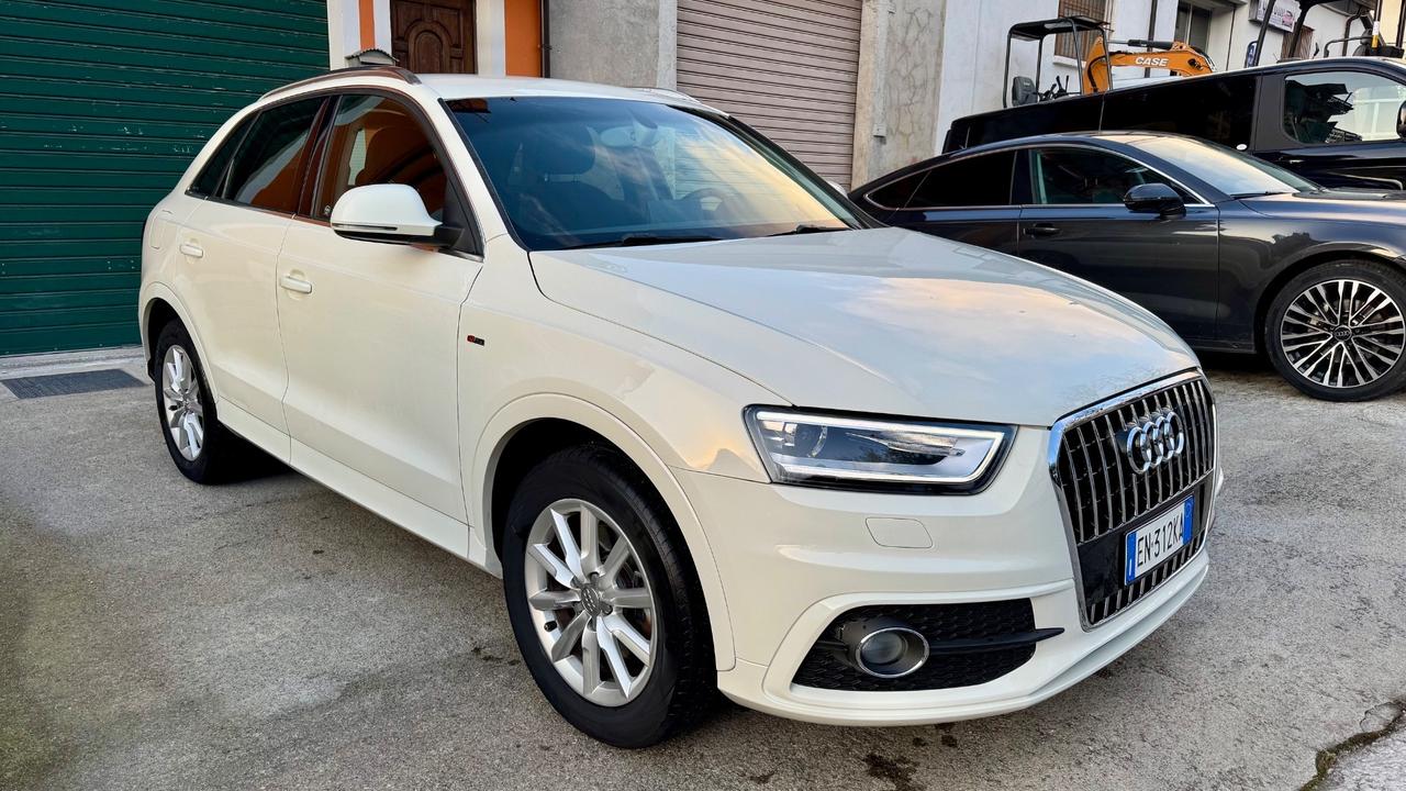 Audi Q3 2.0 TDI 140cv S-line