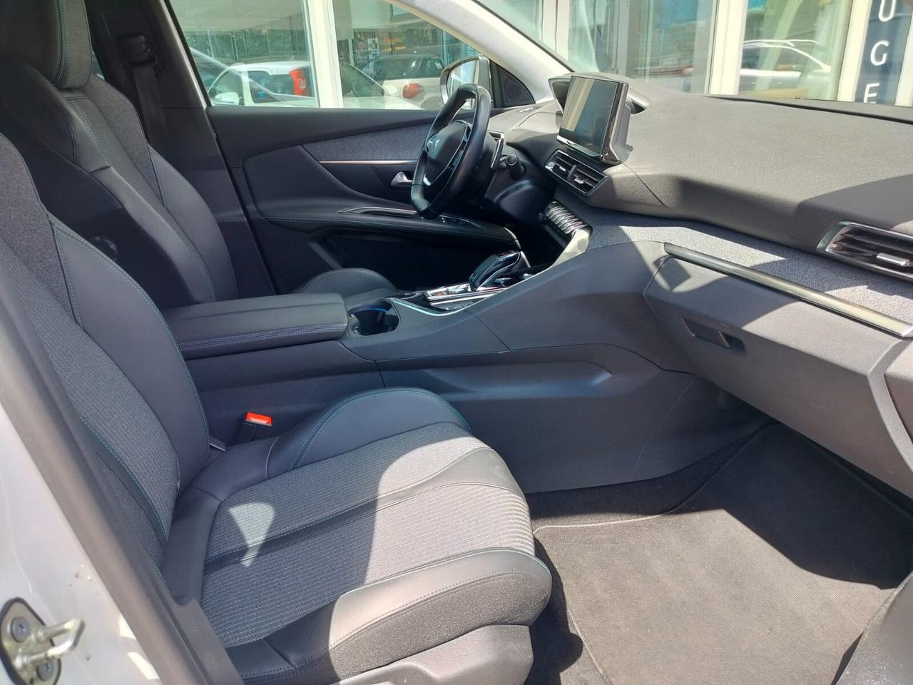 Peugeot 3008 BlueHDi 130 S&S EAT8 Allure Pack