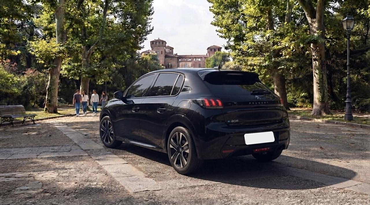 Peugeot 208 - APERTI AD AGOSTO