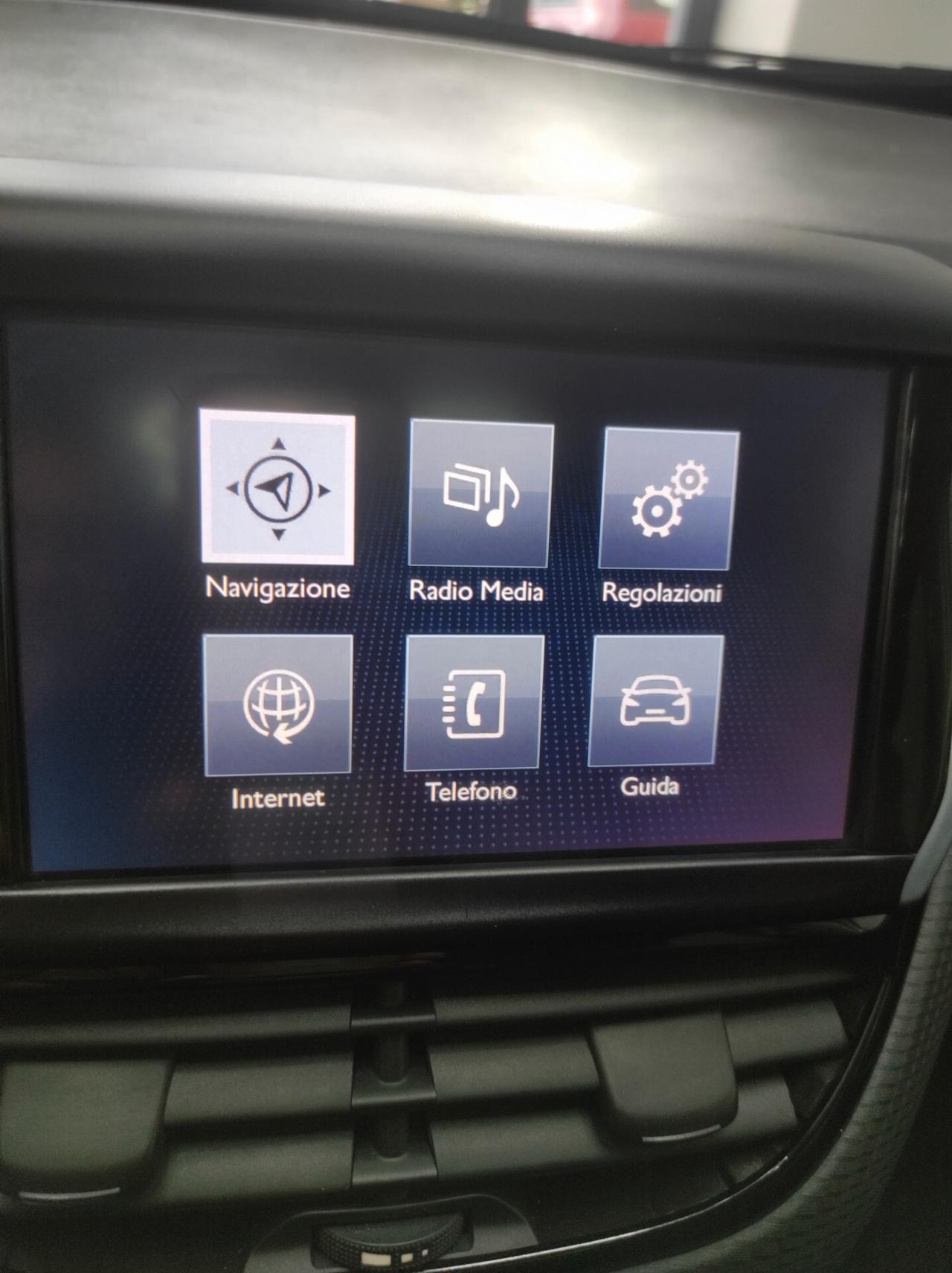 Peugeot 2008 BlueHDi TettoPa SensNavLegaPelle