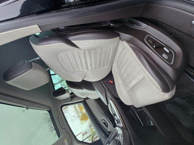 RENAULT Espace 2.0 dCi 200CV EDC Initiale Paris 4Control PERMUTE