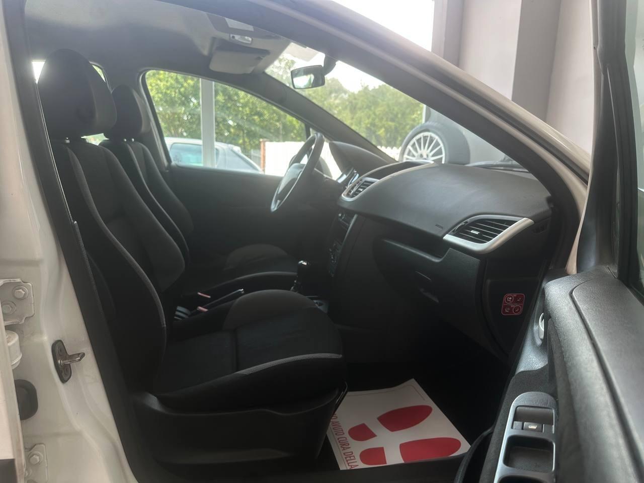 Peugeot 207 - 1.4 | 74 CV - GPL VALIDO 2034