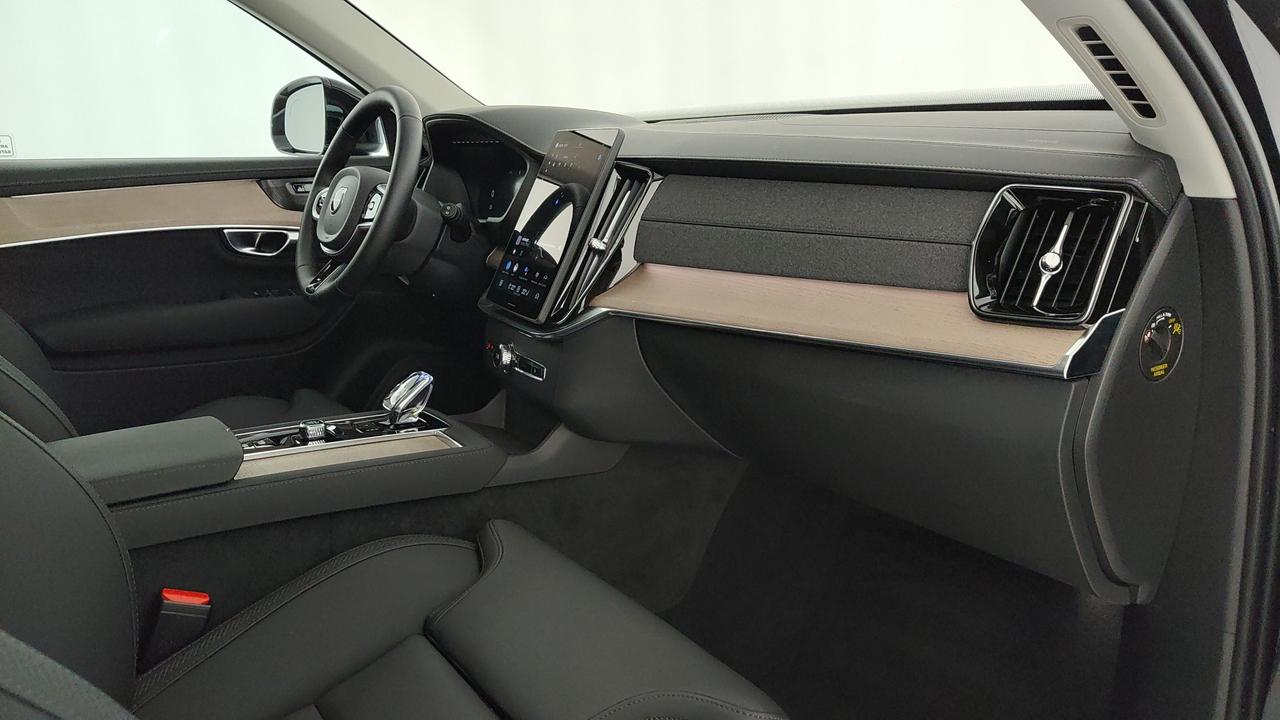 VOLVO XC90 2.0 b5 Plus Bright awd 7p.ti auto