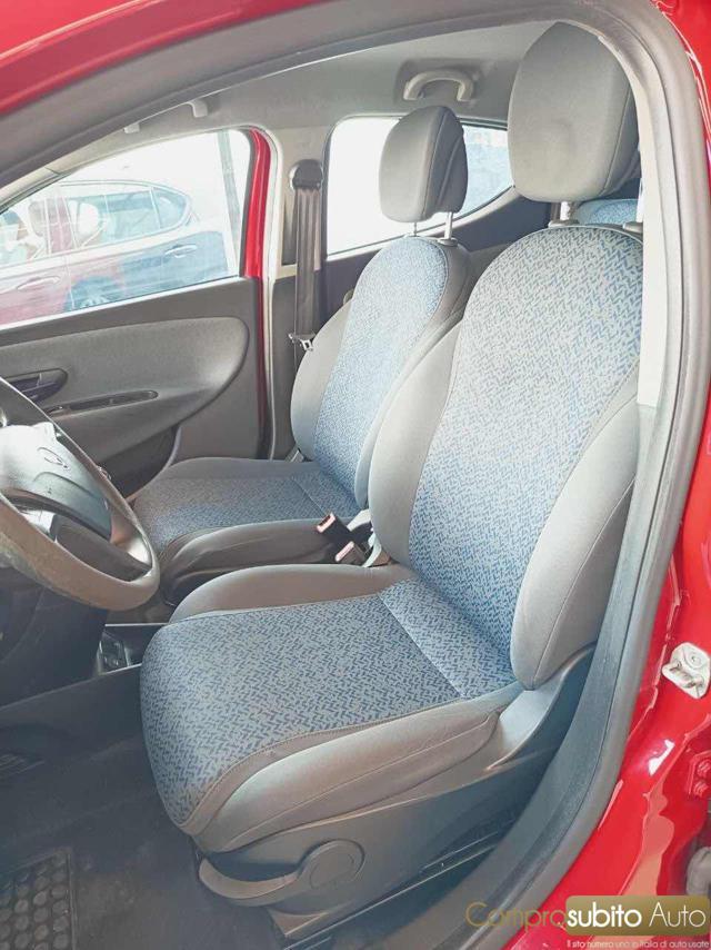 LANCIA Ypsilon 1.0 FireFly 5 porte S&S Hybrid Ecochic Gold