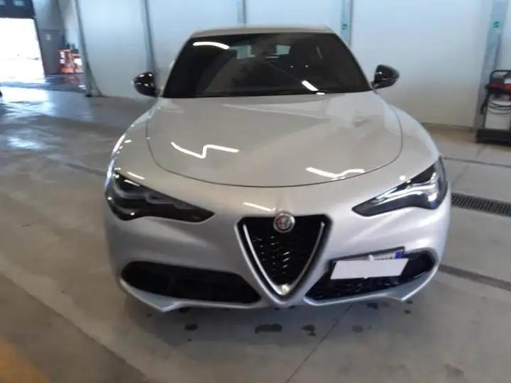 Alfa Romeo Stelvio 2.2 Turbodiesel 160 CV AT8 Sprint