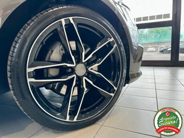 AUDI A6 Avant 3.0 TDI quattro S tronic *S-LINE EXTERIOR*