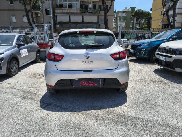 RENAULT Clio 1.2 75CV 5 porte Costume National