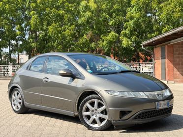 Honda Civic 2.2 i-CTDi 5p. Exclusive LE